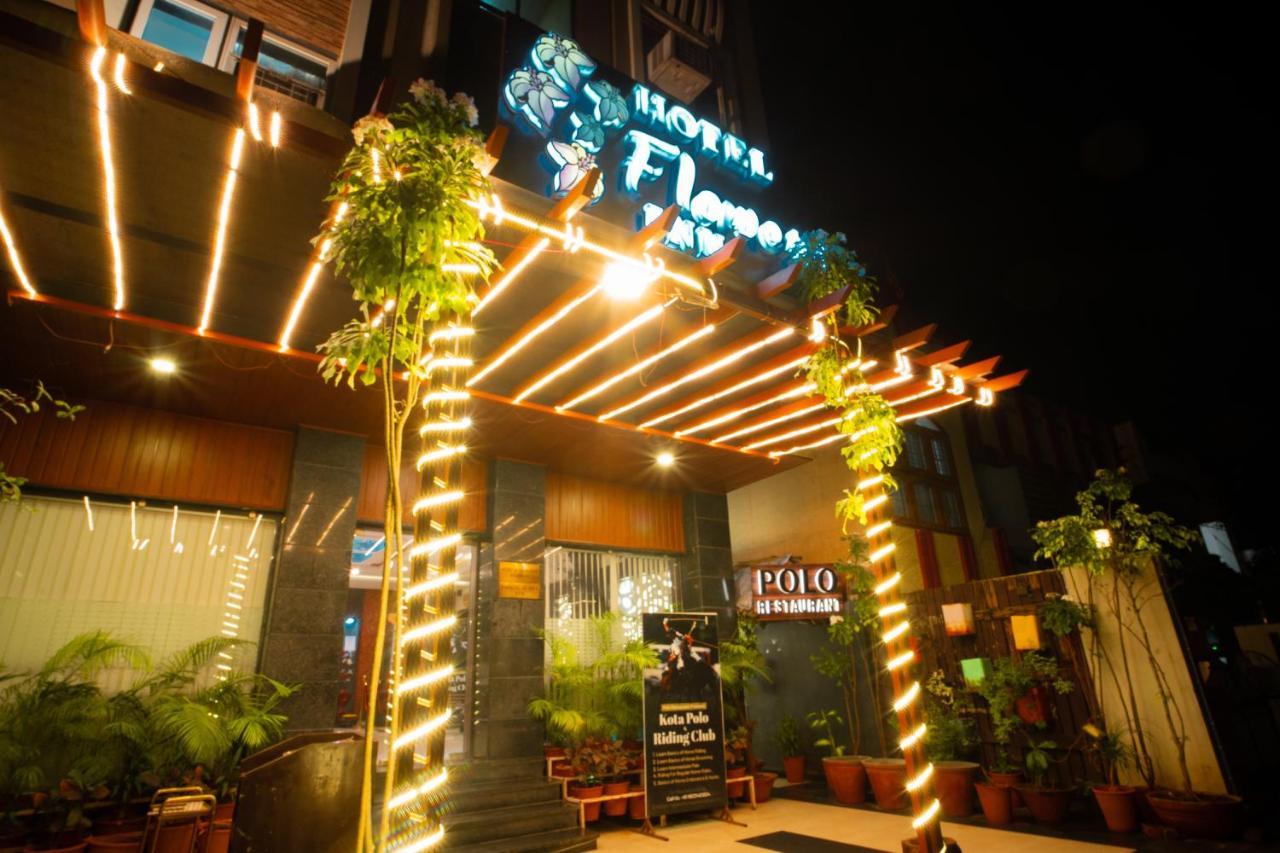Hotel Flowers Inn Kota  Exterior photo